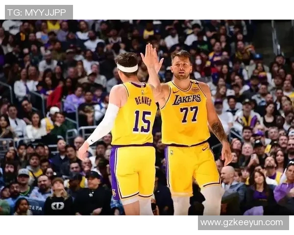 东契奇单节21分 湖人战胜掘金