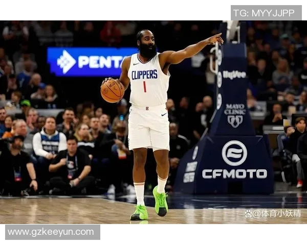 哈登加冕快船三双王!轰41+14+11终结6连败拒绝独行侠双加时逆转 哈登加冕快船三双王!轰41+14+11终结6连败拒绝独行侠双加时逆转