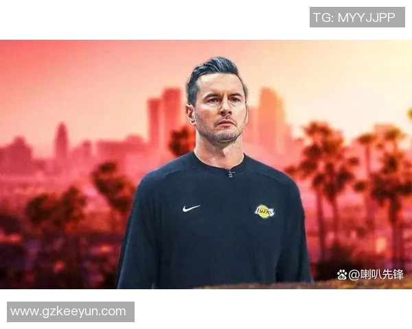 雷迪克：艾顿无大碍希望他本周能回归 蒂米凭借传球能担任进攻枢纽