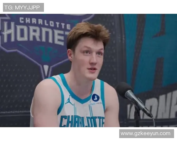 克尼佩尔新秀赛季已经14次单场命中5+三分，升至历史第一